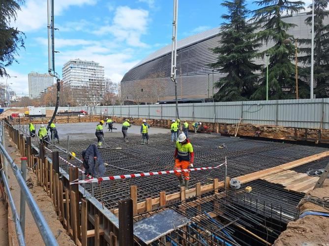 Según las cifras provisionales de Metro sobre este primer mes sin servicio entre Nuevos Ministerios y Cuzco, en toda la Línea 10 se ha registrado una caída del 18,67% en las entradas en un día laborable medio antes y después del corte, con una pérdida estimada en 60.988.