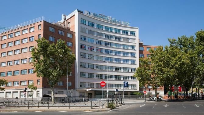 En la lista correspondiente a 2026, cuatro hospitales del Servicio Madrileño de Salud han mantenido sus posiciones respecto al año anterior: la Fundación Jiménez Díaz (1º), La Paz (2º), 12 de Octubre (3º) y Gregorio Marañón (4º).