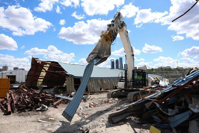 El 76% de los materiales resultantes serán reutilizados en las siguientes fases de urbanización. Además, los promotores de la actuación aseguran que incorporan un conjunto de medidas específicas, 'para reducir posibles molestias a los vecinos'.