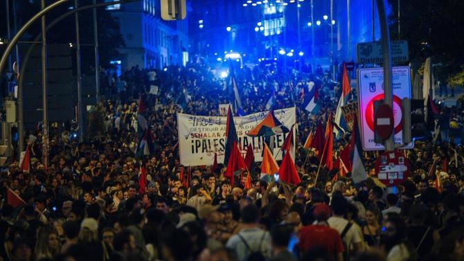 Miles de personas se han volcado este jueves por las calles de la capital para exigir la 'inmediata liberación' de los miembros de la Global Sumud Flotilla.