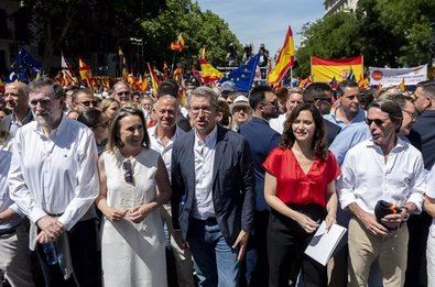 El PP pide "desbordar" la plaza de España este 8-J