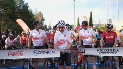 El consejero ha competido en esta prueba en la categoría de 143 kilómetros, que ha comenzado y finalizado en la localidad de Buitrago del Lozoya.
