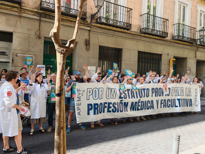 Este miércoles arrancaba el el primero de los cuatro bloques de paros de 72 horas convocados hasta diciembre para reclamar mejoras laborales. Tras esta suspensión, la huelga se retomaría del 4 al 7 de noviembre.