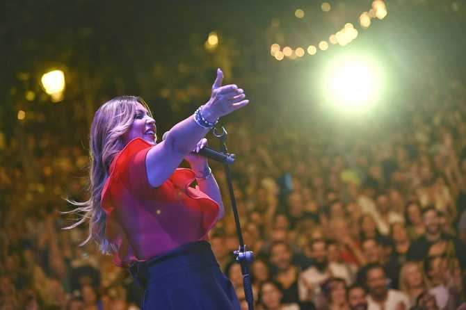 La cantante y compositora Merche recorre la geografía nacional con su gira 'Abre tu mente 2025', un espectáculo en el que la artista explicaba durante su presentación, al inicio de la temporada, interpreta sus grandes éxitos, como 'No me pidas más amor', 'Abre tu mente', 'Eras tú', 'Le deseo', 'Cal y arena' y 'Si te marchas', entre otros muchos.