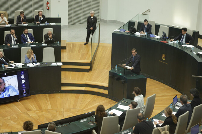 El Ayuntamiento aprueba en Pleno extraordinario dos planes especiales para generar más vivienda en la ciudad y otros modos de hospedaje en suelo industrial.