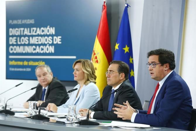 El Consejo de Ministros aprobó el martes 10 de diciembre de 2024 el plan de ayudas a medios de comunicación dotado con 124,5 millones de euros, una de las medidas recogidas en el Plan de Acción por la Democracia del Gobierno de España.