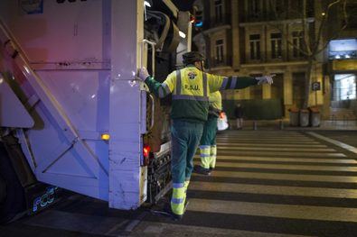 Sin recogida de basuras, en Nochevieja