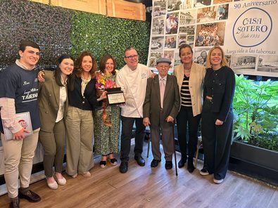 Homenaje al restaurante Casa Sotero, por sus 90 años