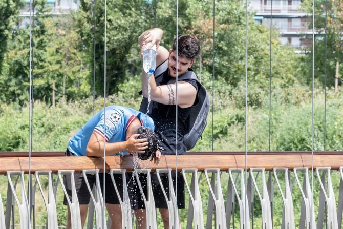Emergencias Madrid y Madrid Salud recomiendan no hacer deporte al aire libre debido a altos niveles de partículas en suspensión. 