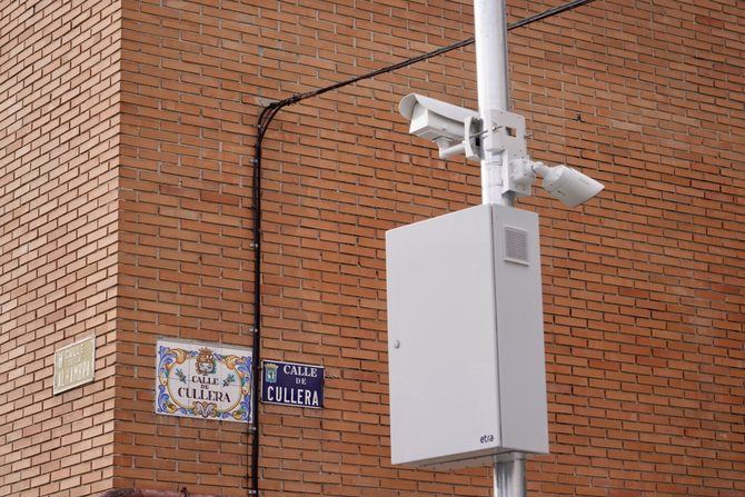 La videovigilancia es una herramienta importante de ayuda a la seguridad: facilita la labor policial de vigilancia, detección e investigación de delitos y tiene efecto preventivo.