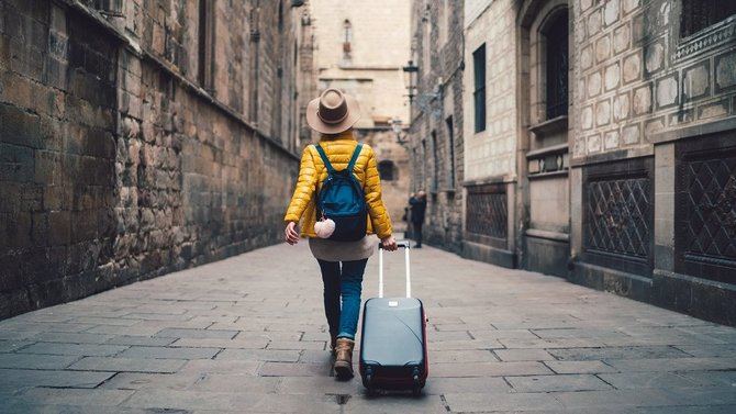 Las principales aerolíneas, cadenas hoteleras y compañías ferroviarias, cruceros y empresas de viajes han lanzado sus propuestas con motivo del 'Black Friday' (viernes, 28 de noviembre) y 'Cyber Monday' (lunes, 1 de diciembre).