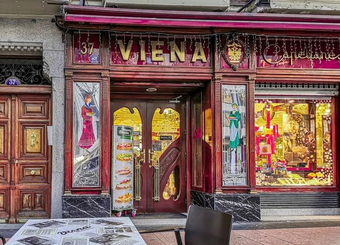 Marcas de Restauración (MDR), que representa a 52 compañías y más de 180 marcas del sector, ha puesto en marcha el 'menú del peregrino', que ya está disponible en más de 1.200 locales en el marco de la visita a España del Papa León XIV.