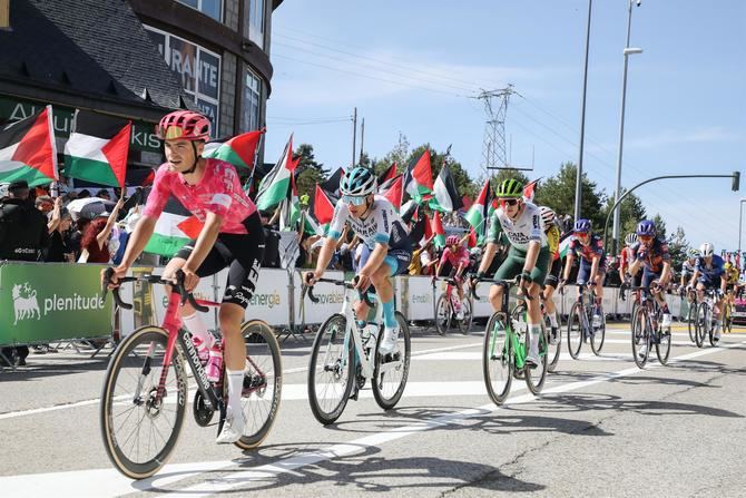 La vigésimo primera etapa tendrá salida en Alalpardo y pasará por Algete, San Sebastián de los Reyes y Alcobendas, antes de entrar en la capital, donde los ciclistas realizarán un circuito cerrado urbano, con nueve pasos por meta.