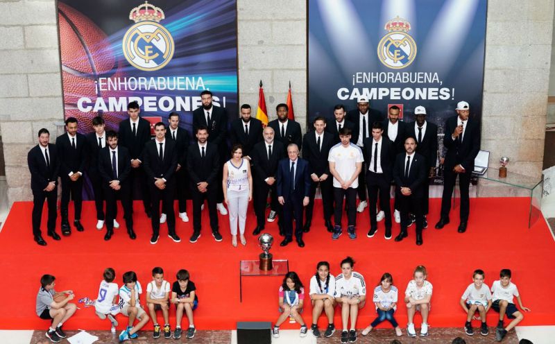 El Real Madrid de baloncesto celebra la trigesimosexta de su palmarés