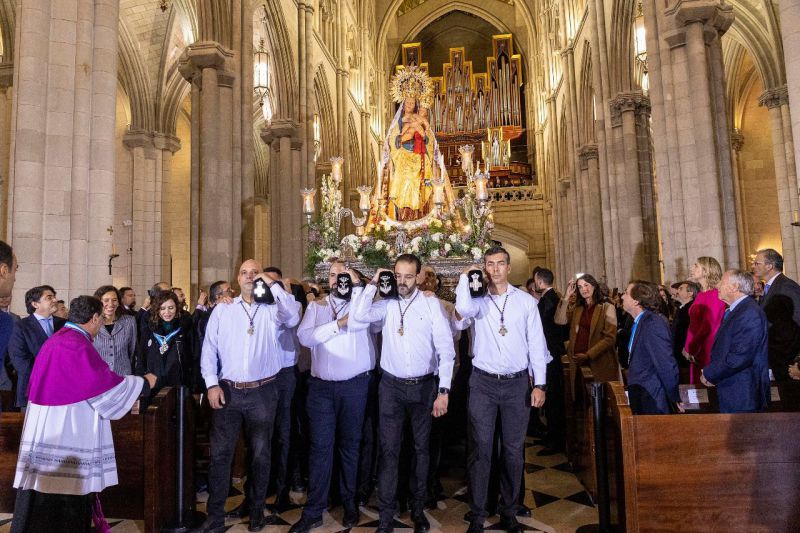 Procesion Dia de la Almudena