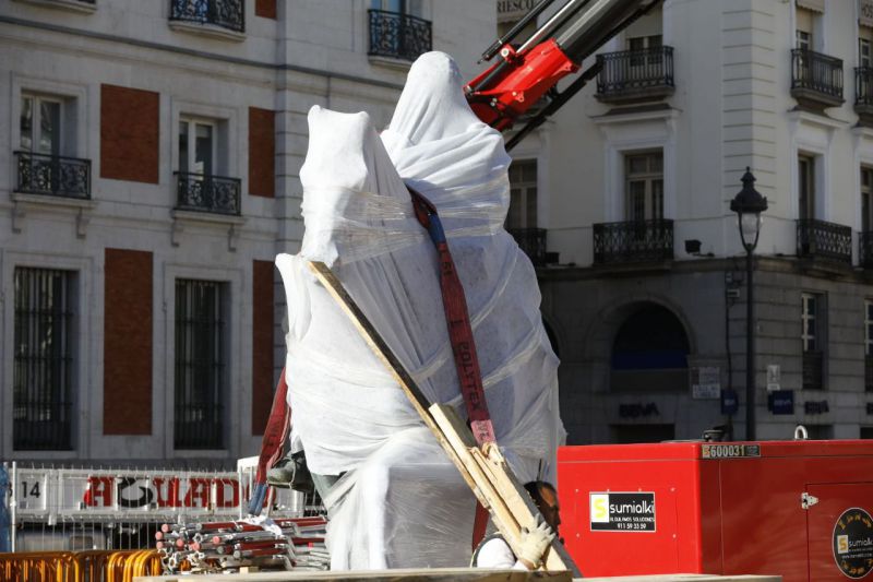 Nuevo emplazamiento de la estatua de Carlos III en la Puerta del Sol