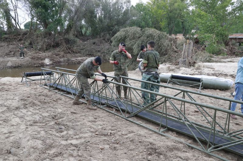 Trabajos Ejercito en la zona cero afectada por la DANA en Madrid