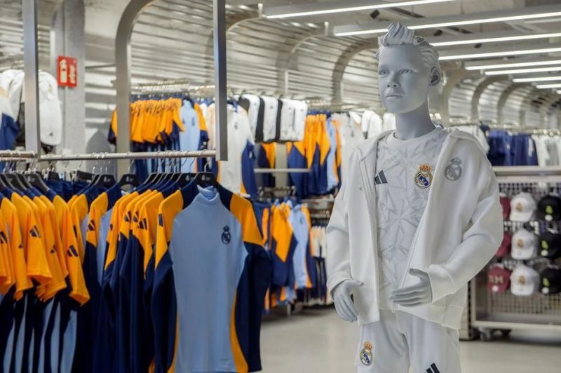 Estadio Santiago Bernabeu, nueva tienda