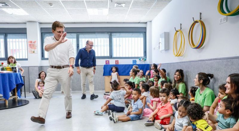 Día de los Abuelos escuela Los Gavilanes Tetuán 2024