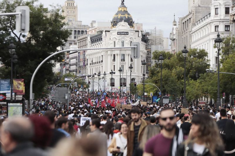 Manifestación derecho vivienda digna en alquiler 13O Madrid 2024 