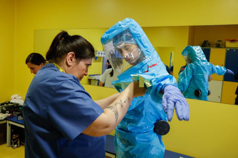 Complejo hiperbárico hospitalario Gómez Ulla Madrid 2025