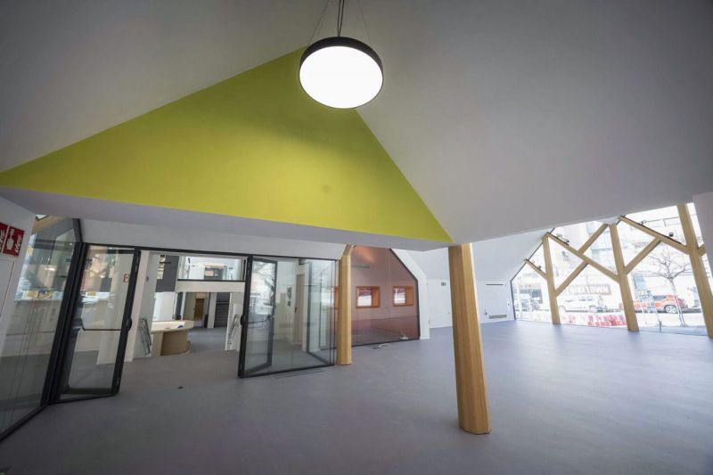 Centro cultural con biblioteca de Montecarmelo