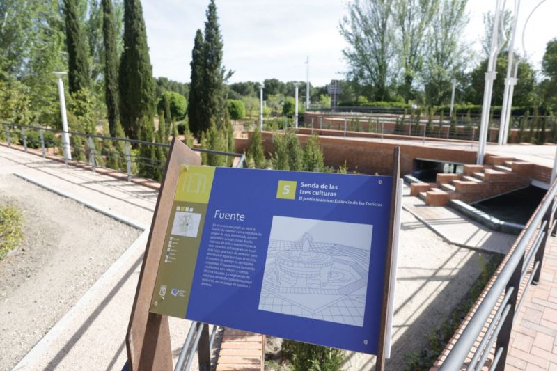 Jardín de las Tres Culturas, parque Juan Carlos I